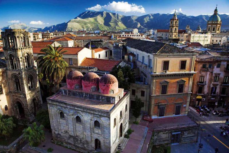 315 Via Roma Rooms Centro Palermo Luaran gambar